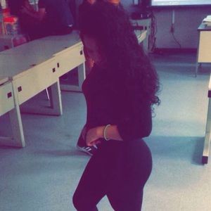 Meet your Posher, Cesia